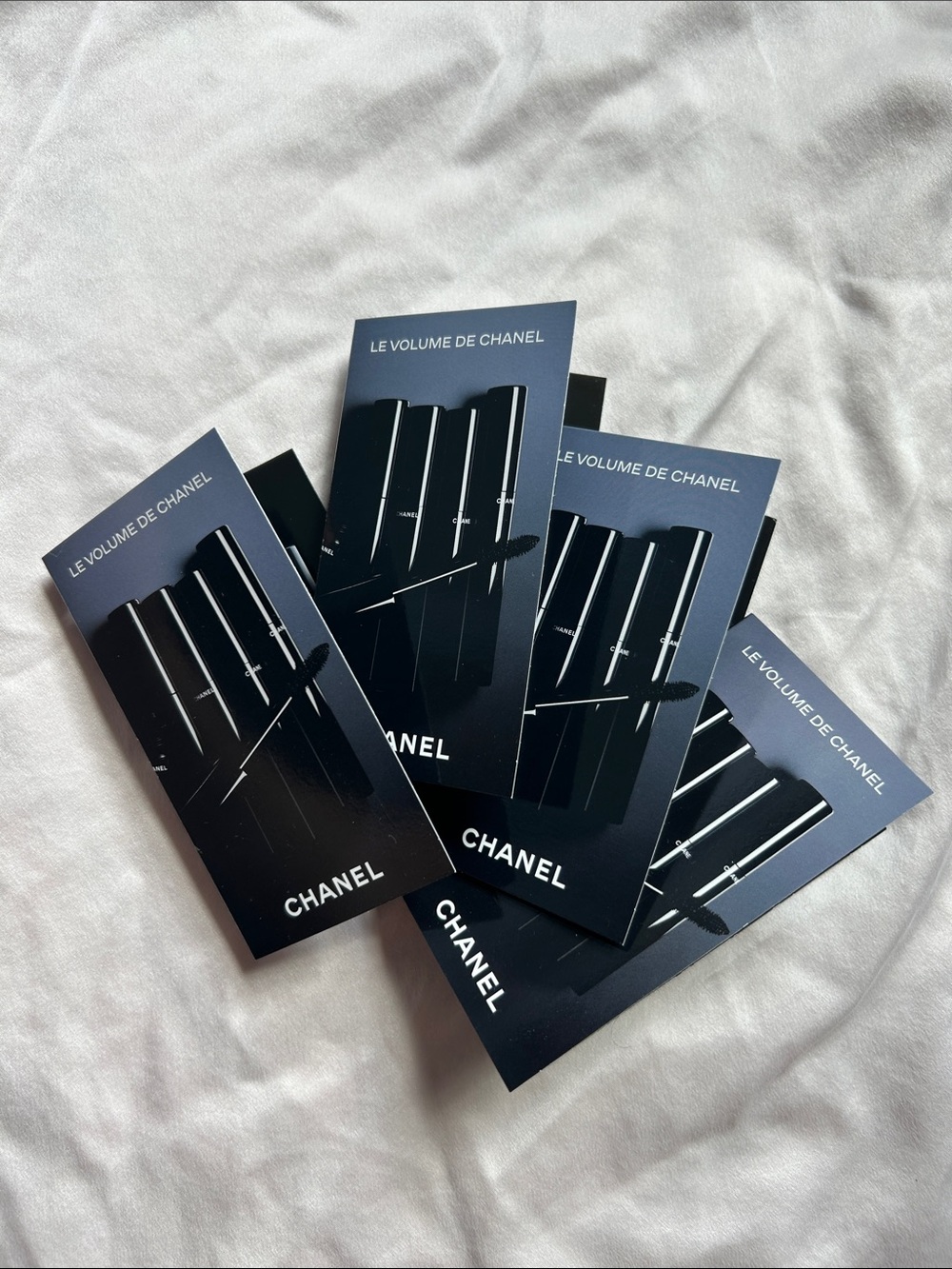 Chanel Le volume de Chanel mascara 4 pc